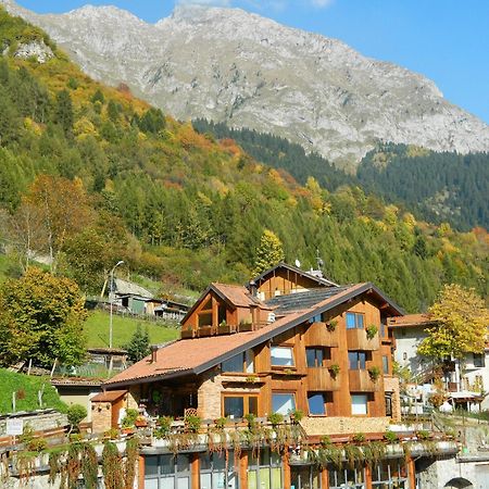B&B Alla Fontana Lozio Екстериор снимка