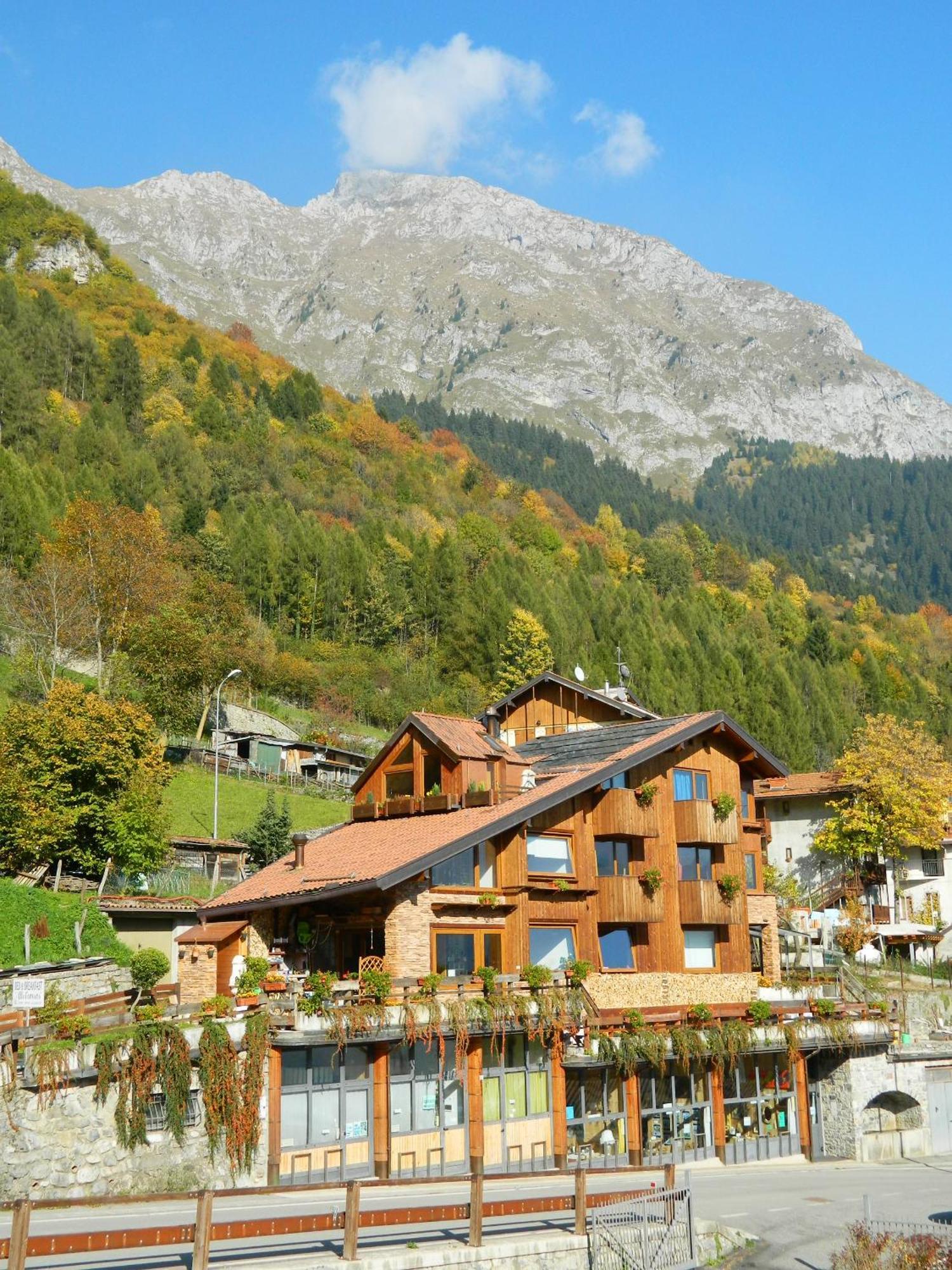 B&B Alla Fontana Lozio Екстериор снимка